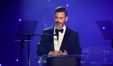 Öldürülen ABD’li aktivist Kirk paylaşımları sonrası Jimmy Kimmel’ın TV şovu yayından kaldırıldı
