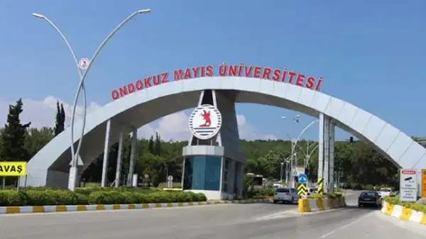 OMÜ Eczacılık öğrencilerinden fakültenin taşınmasına tepki