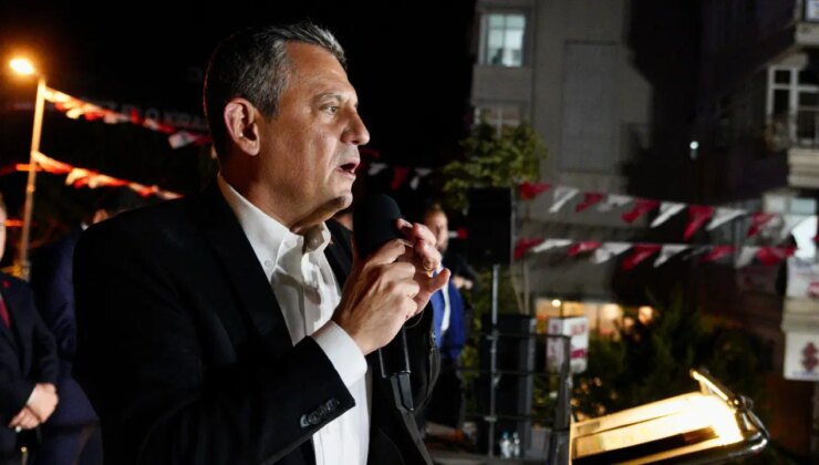 Özel’den mitinge çağrı: ‘Zaferin başladığı topraklarda, demokrasinin zaferini de birlikte yazacağız!’