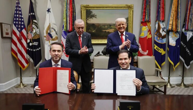 Özgür Karabat: ‘Erdoğan meşruiyetini ABD ve Rusya’da arıyor, bedelini millet ödüyor’