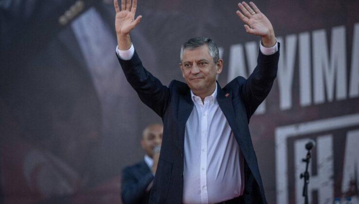 Özgür Özel’den dikkat çeken paylaşım: ‘Alevi canlarla yüreğimiz birdir’