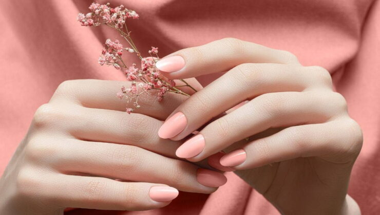 Parlak ve güçlü tırnaklar: Evde tırnak maskesi