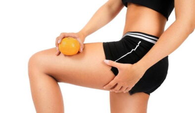 Pürüzsüz bir cildin sırrı mutfağınızda saklı: Selülitle savaşmaya yardımcı olan 6 besin