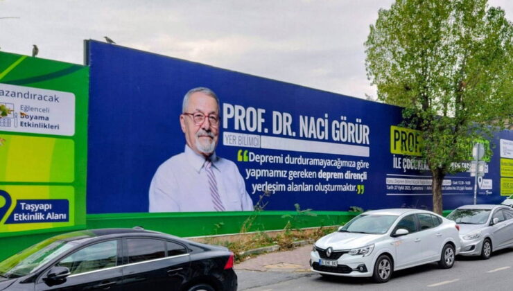 Reklam panosu tepki çekti: Naci Görür’den ‘Taş Yapı’ açıklaması