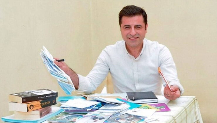Selahattin Demirtaş’ın ‘cumhurbaşkanına hakaret’ duruşması ertelendi