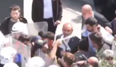 Skandal anlar kamerada: Polis, CHP’li milletvekili Ali Gökçek’e yakın mesafeden gaz sıktı