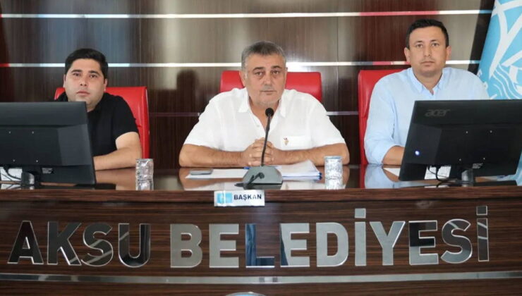 Son Dakika… Aksu Belediye Başkanı İsa Yıldırım, CHP’den istifa etti