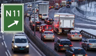 Sürücüler dikkat: Çekya yollarında yeni trafik levhası görüldü! İşte, anlamı…