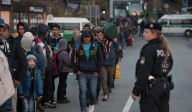 Taliban’la görüşmeler başladı: Afganları göndermeye hazırlanıyor