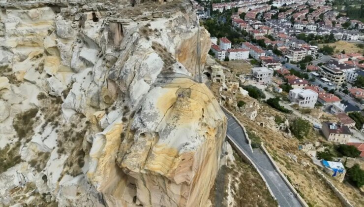 Tarihi alanlar risk altında… Peribacasının ardından Kadıkalesi’nde de kayalar düştü: Evler tahliye edildi!