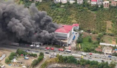 Trabzon’daki AVM’de korkutan yangın: Gökyüzü siyah dumanla kaplandı!