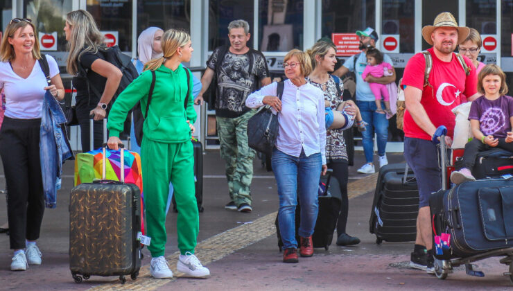 Turizm ağustosta zirve yaptı