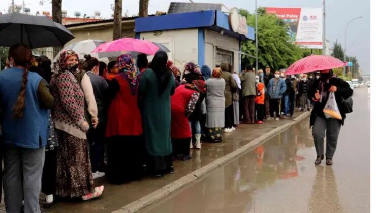 TÜRK-İŞ açıkladı: Gıda enflasyonu 9 ayda maaş zamlarını solladı!