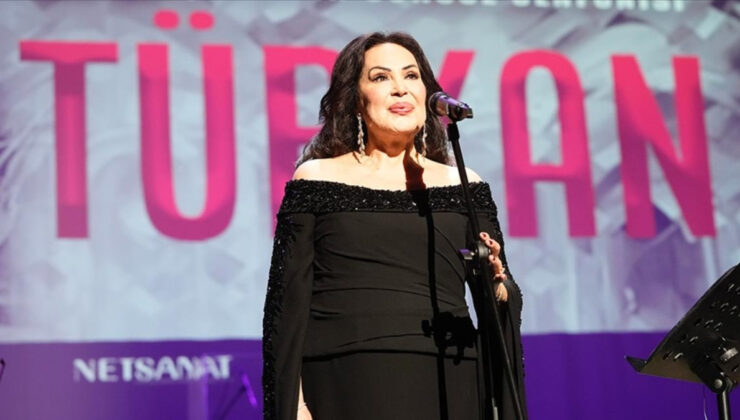 Türkan Şoray hayranlarına mesaj gönderdi