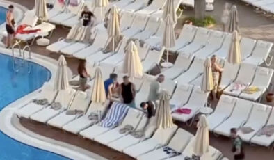 Türkiye’deki ‘şezlong savaşları’ İngiltere’de gündem oldu