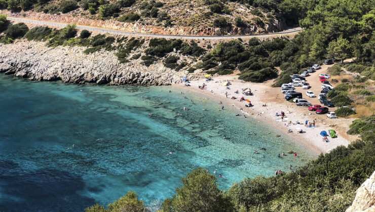 Turkuazın büyüsü: Ege’nin en sakin yüzme noktaları