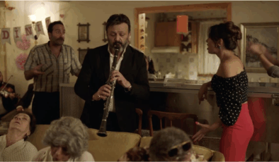 TV yayın akışı 1 Eylül Pazartesi! Hangi kanalda ne var, günün filmleri ve dizileri neler?