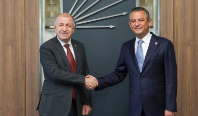 Ümit Özdağ’dan Özgür Özel’e telefon: ‘Görüşlerimi ilettim’