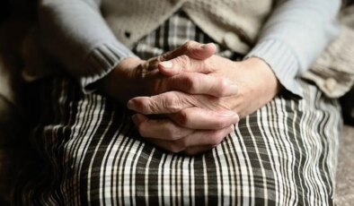 Uzman açıkladı: Her unutkanlık Alzheimer hastalığına işaret mi?