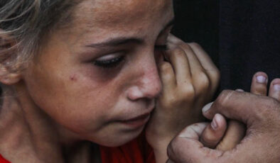 William Shakespeare’ın Sone 66 bestesi ile Gazze’deki acı görüntüler buluştu