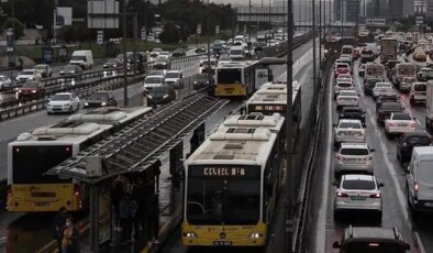 Yarın 8 Eylül Pazartesi Marmaray, otobüs, metrobüs, metro, tramvay bedava mı? Okulun ilk günü otobüsler ücretli mi?
