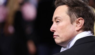 Yeni belgeler yayımlandı: Epstein dosyasından Elon Musk çıktı!