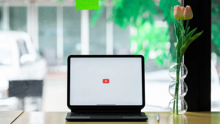 YouTube dublaj özelliğini bütün kanallar için sunmaya başladı
