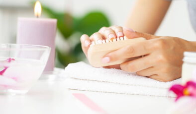 Yumuşacık eller ve sağlam tırnaklar için doğanın gücünden yararlanın: El ve tırnak bakımında kullanabileceğiniz mucizevi 6 ürün