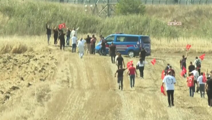 Zeydan Karalar’a tarladan seslerini duyurmaya çalışan Adanalılara jandarma engeli!