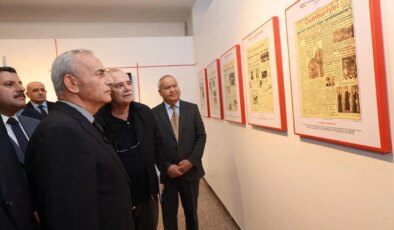 ‘100 Yılın Tanığı: Cumhuriyet’ sergisi, Sefaköy Kültür ve Sanat Merkezi’nde 15 Kasım’a dek açık: ‘Her manşeti bir dönemin sesi’