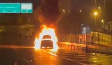 15 Temmuz Şehitler Köprüsü’nde korku dolu anlar: Araç alev alev yandı!