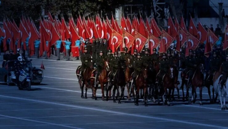 28 Ekim bankalar, kargo firmaları, sağlık kurumları açık mı? 28 Ekim yarım gün tatil mi?