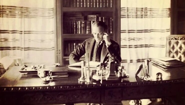 29 Ekim 1923’te Türk milletinin tarihinde yeni bir devrin kapıları açıldı: Aydınlanma devrimi