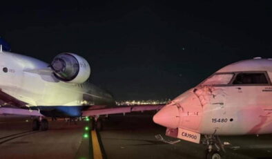 ABD’de korku dolu anlar: İki uçak pistte çarpıştı