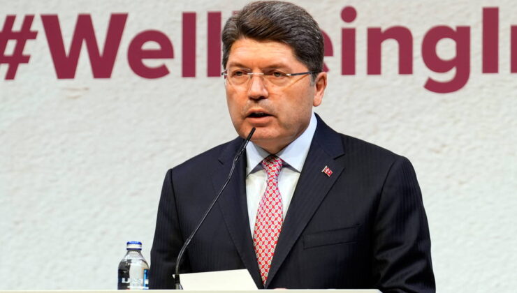 Adalet Bakanı Tunç’tan ‘cezaevi’ övgüsü: ‘Okuryazar ve hafız yetiştiriyoruz’