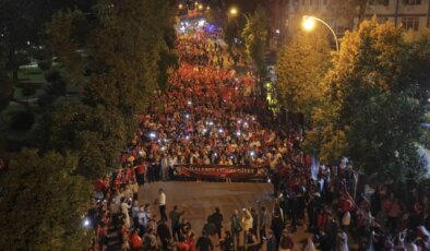 Adana’daki kutlamalarda ‘Zeydan Karalar’a özgürlük’ sloganları atıldı