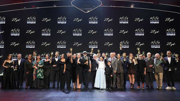 Afife Tiyatro Ödülleri sahiplerini buldu
