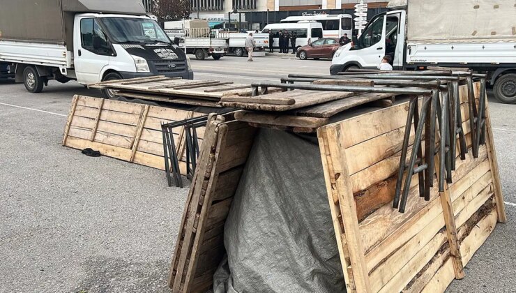 AKP’li Belediye Başkanı ile esnaf arasında gerilim: Pazarcılardan tezgah açmama kararı!