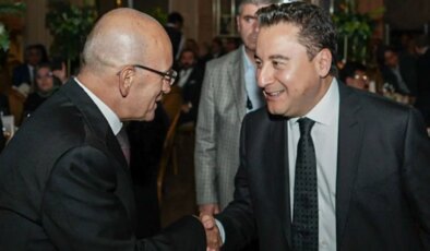 Ali Babacan’dan Mehmet Şimşek hakkında çarpıcı iddia: ‘Bilerek yanlışı savunuyorlar’