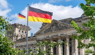 Almanya, 3 yılda vatandaşlık hakkını kaldırdı