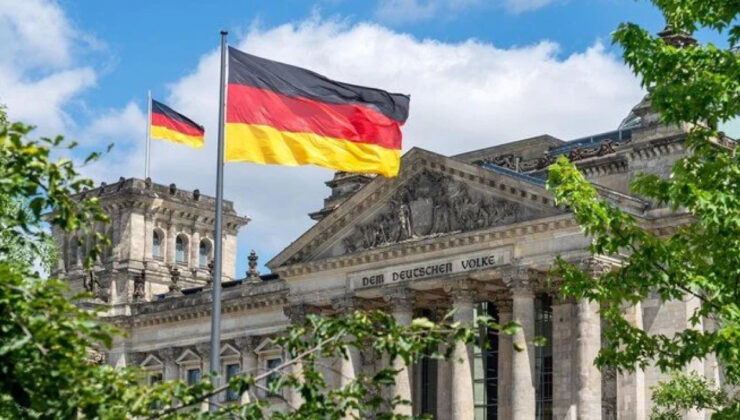 Almanya, 3 yılda vatandaşlık hakkını kaldırdı