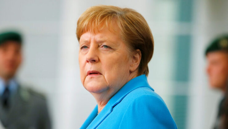 Angela Merkel: Ukrayna savaşının sorumluluğu Polonya ve Baltık ülkelerinde