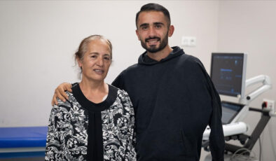 Ankara’da anne ve oğul, aynı gün kalp pili takılarak sağlığına kavuştu