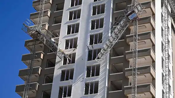 Ankara’da iş cinayeti: Yük asansörü ikiye ayrıldı, 2 işçi yaşamını yitirdi!