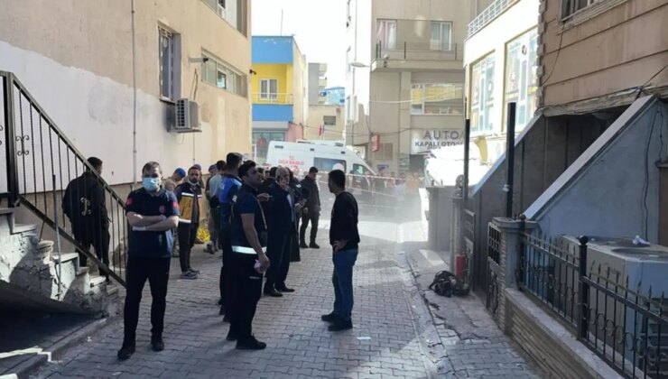 Apartmanda korkutan yangın: 7 kişi dumandan etkilendi