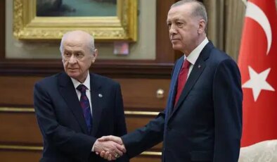 Bahçeli bu açıklamalara ne diyecek? Cumhur İttifakı’nda ‘KKTC’ çatlağı… Erdoğan’dan çok konuşulacak çıkış: ‘Bizim Kuzey Kıbrıs’a yan bakmamız, ters bakmamız asla mümkün değil’