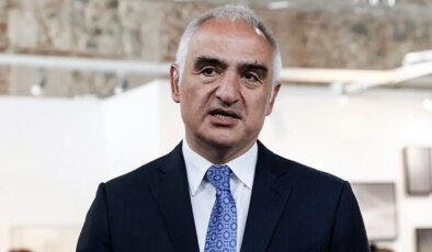 Bakanlığın yasakladığı kitaplar Meclis gündeminde: ‘Kendilerini inkar ediyorlar!’