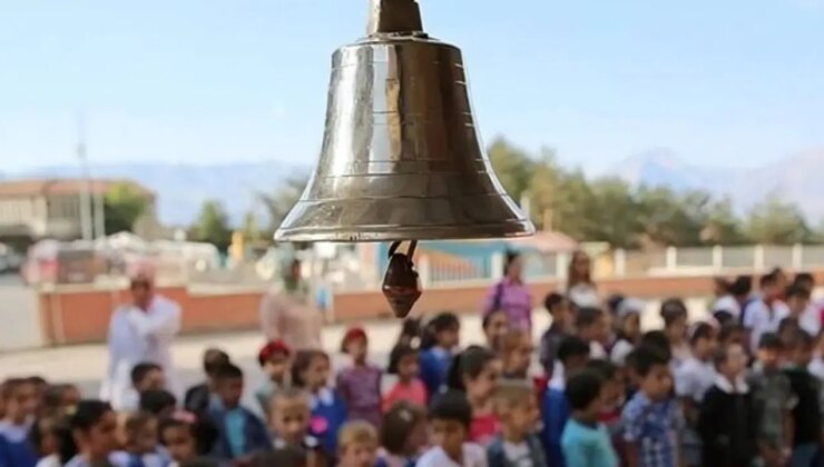 Balıkesir Sındırgı 6.1 ile sallandı… Manisa’da 26 bina hasar aldı: 5 ilçede eğitime ara verildi