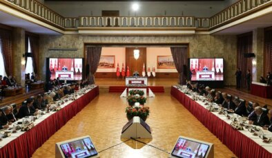 Basına kapatıldı, 2 Bakan sunum yaptı: ‘Süreç’ komisyonu toplantısı sona erdi