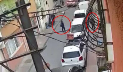 Beyoğlu’nda dehşet: 13 yaşındaki çocuk, arkadaşını boynundan bıçakladı!